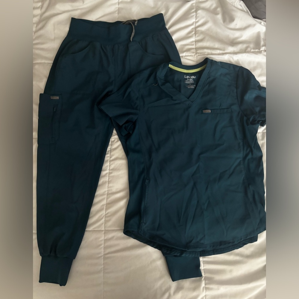 Caribbean blue Scrub Set
